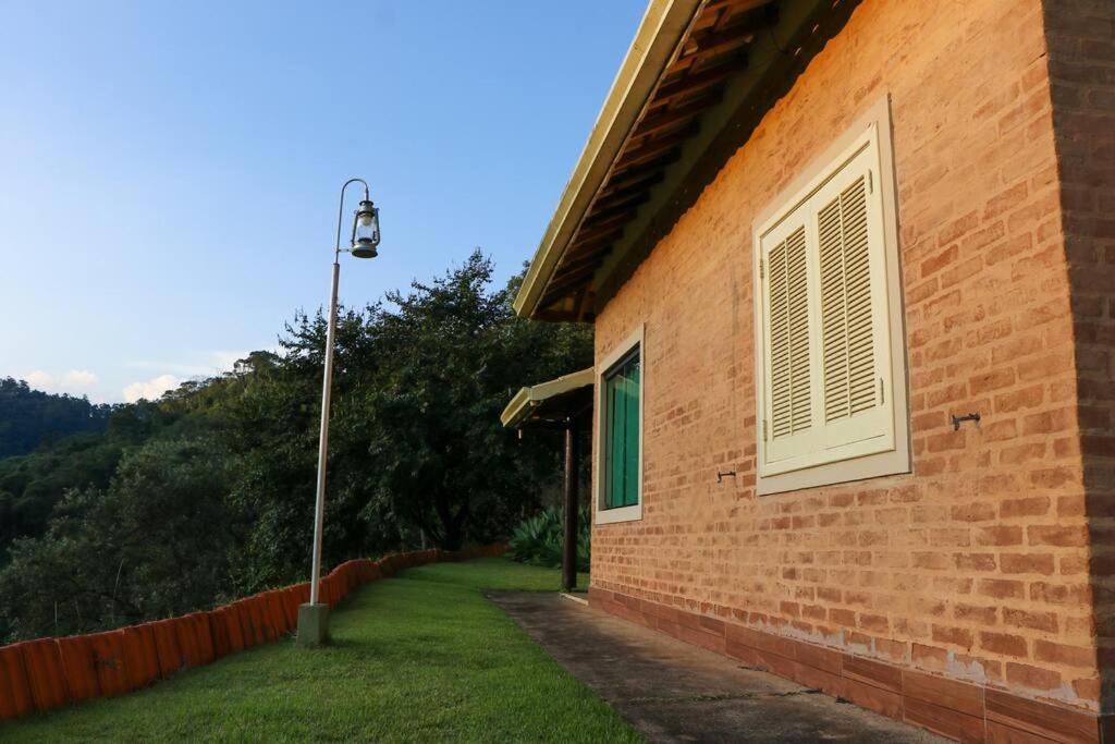 Recanto Dos Beija Flores, Chale Lantana B Monte Alegre do Sul Exteriér fotografie